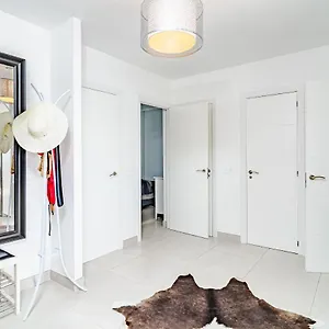 Cp - Modern Beachside In Apartment Estepona